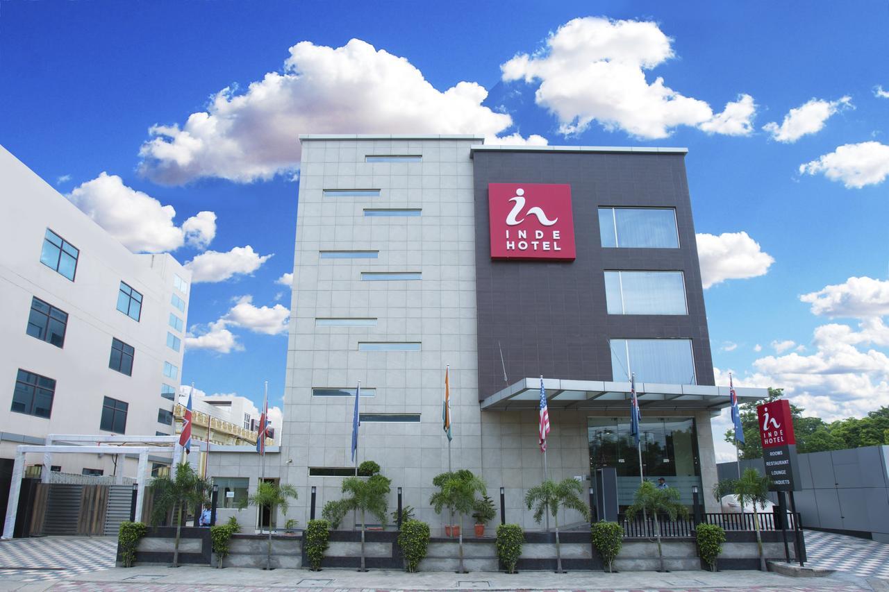 Inde Hotel Chattarpur Nova Deli Exterior foto